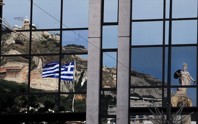 Κομισιόν σε Ελλάδα: Συντομεύστε τη διαδικασία αναγνώρισης επαγγελματικών προσόντων από άλλα κράτη – μέλη