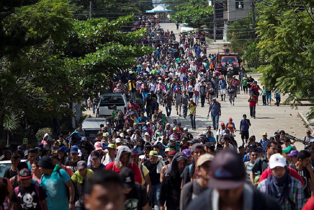 Ένα νέο καραβάνι μεταναστών αναχώρησε απο το Ελ Σαλβαδόρ προς τις  ΗΠΑ