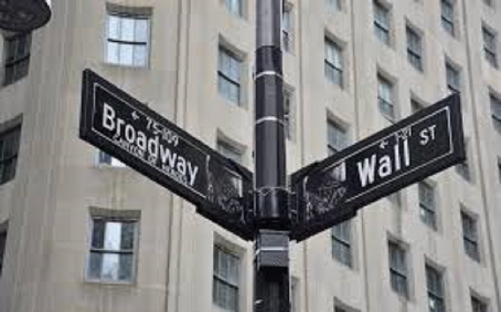 Wall Street: Έκλεισε σε χαμηλό 11 ετών!