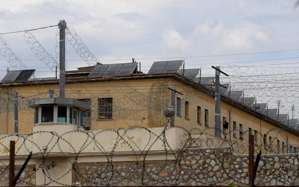 Έκτακτος έλεγχος και πειθαρχική έρευνα για την απόδραση στις φυλακές Κορυδαλλού