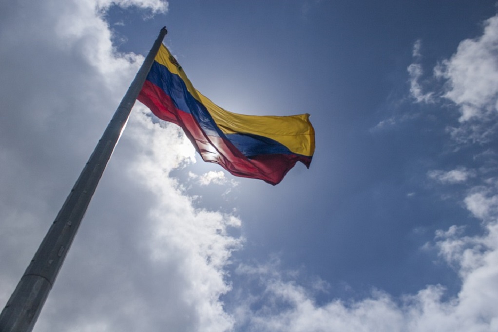 Βενεζουέλα: Μπλόκο από Μαδούρο στην ανθρωπιστική βοήθεια