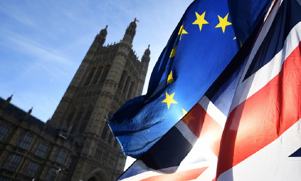 Λονδίνο: Μία συμφωνία μετά το Brexit με την ΕΕ «παραμένει δυνατή»