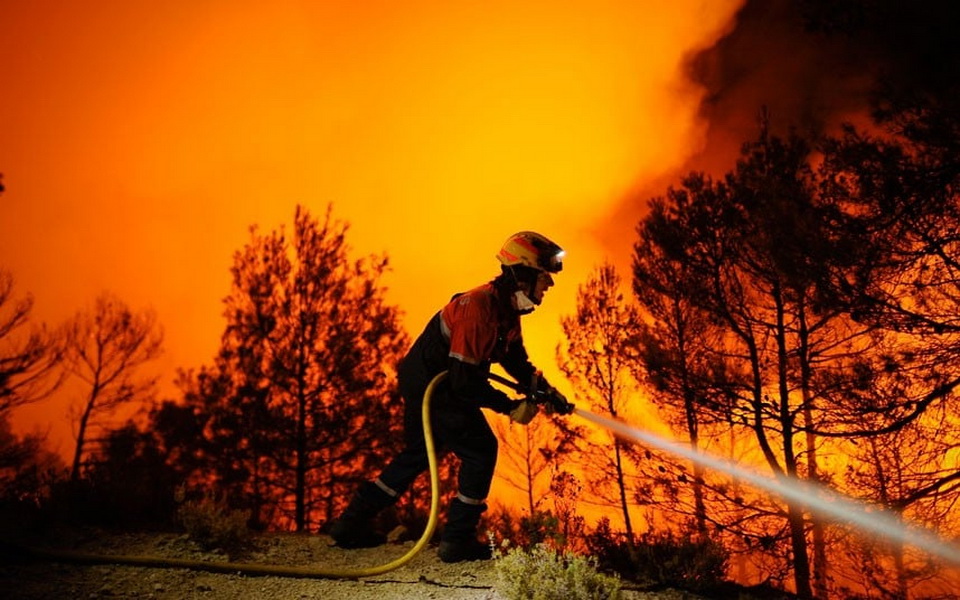 Αντιμέτωπες με μεγάλες δασικές πυρκαγιές η Βολιβία και η Παραγουάη