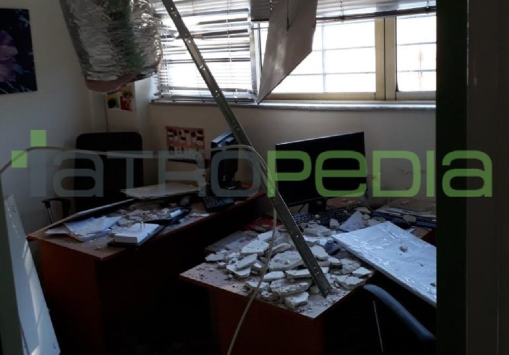 Κατέρρευσε οροφή κέντρου του ΟΚΑΝΑ (ΦΩΤΟ)