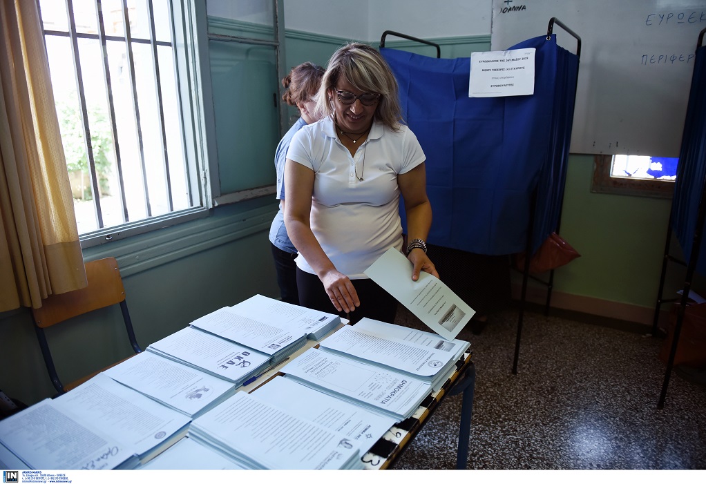 Ξεπερνά το 50% η ανανέωση στα ψηφοδέλτια ΣΥΡΙΖΑ-ΝΔ-ΚΙΝΑΛ