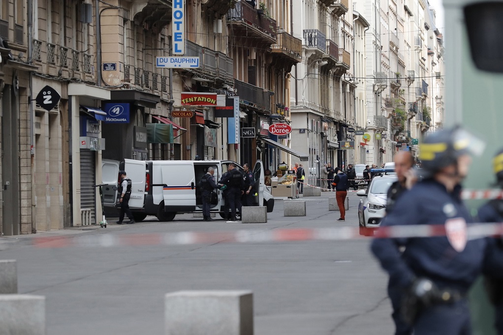 Γαλλία: Συνελήφθη ένας ύποπτος για την έκρηξη στη Λιόν