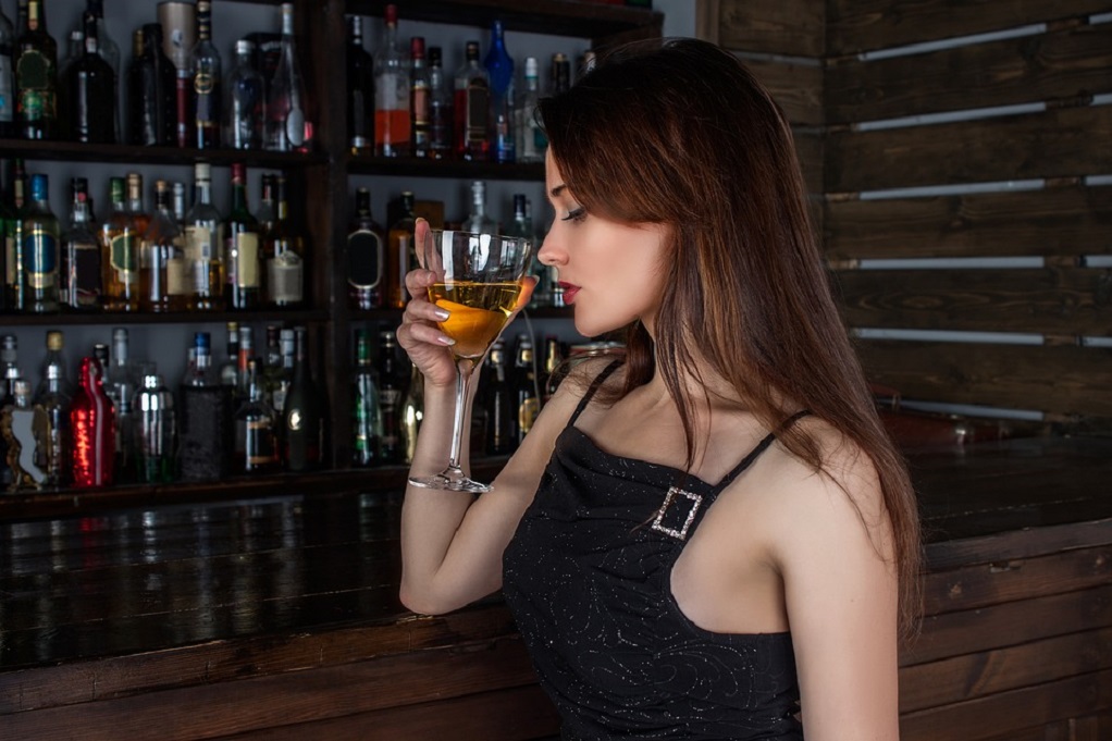 Ποια είναι τα αλκοολούχα ποτά που αδυνατίζουν