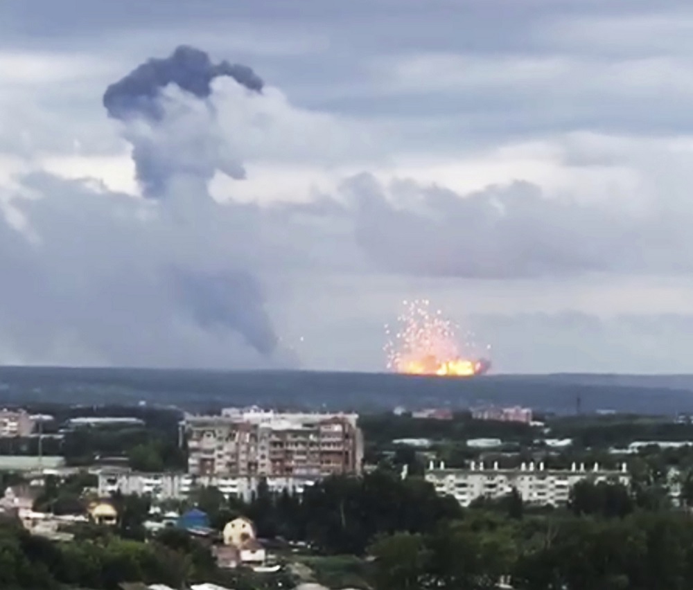 Έκρηξη σε αποθήκες πυρομαχικών στην Σιβηρία – Εκκενώθηκαν χωριά σε ακτίνα 20 χιλιομέτρων