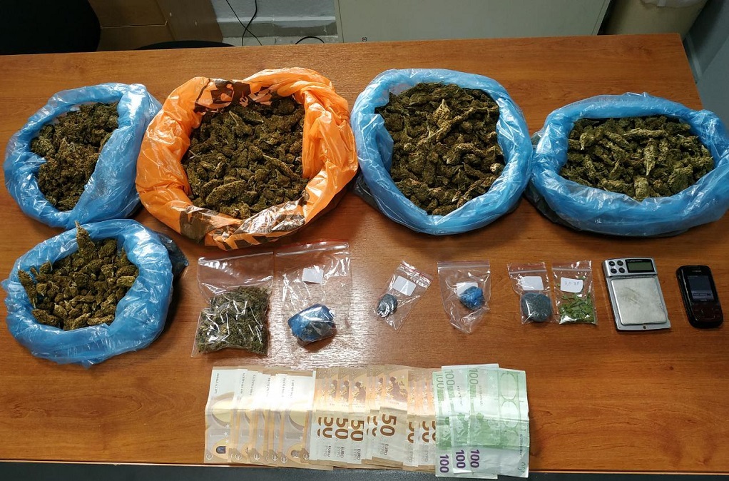 Συλλήψεις για ναρκωτικά σε Έβρο και Καβάλα