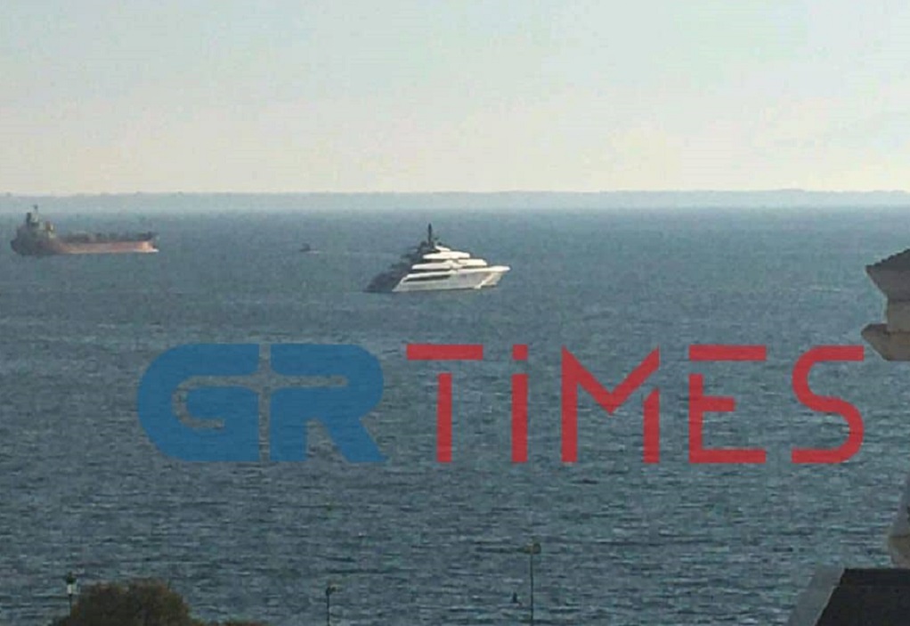 Στη Θεσσαλονίκη υπερπολυτελής θαλαμηγός 78 μέτρων – Σε ποιον ανήκει (ΦΩΤΟ-VIDEO)
