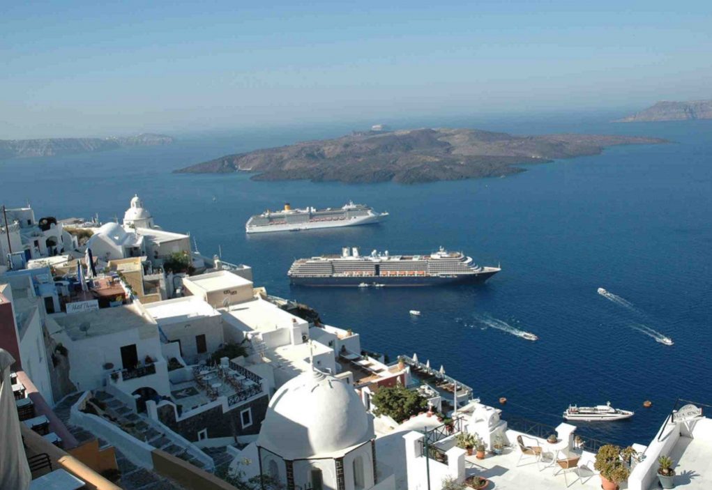 CNN: Η Ελλάδα από τους πρώτους προορισμούς για τουρίστες