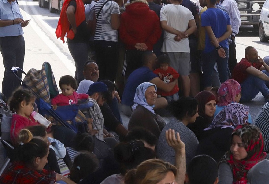 Μάλγαρα: Σταθμευμένα λεωφορεία με μετανάστες από τα Βρασνά