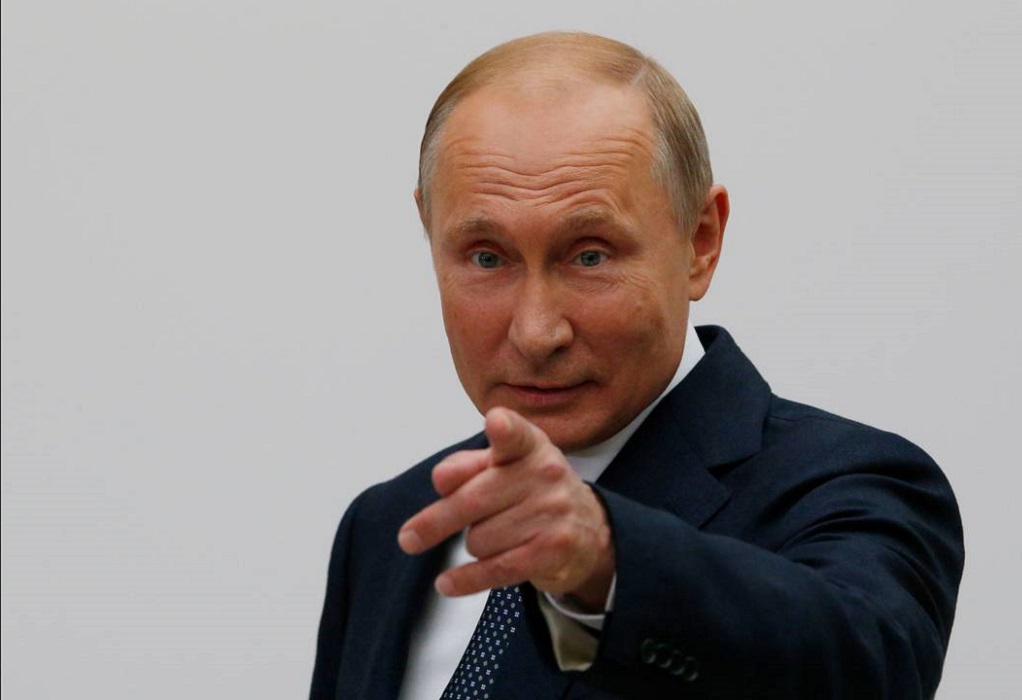 «Πηγαίνετε για ύπνο»: Θα βγει για το διάγγελμά του ή… τρολάρει τη Δύση ο Πούτιν;