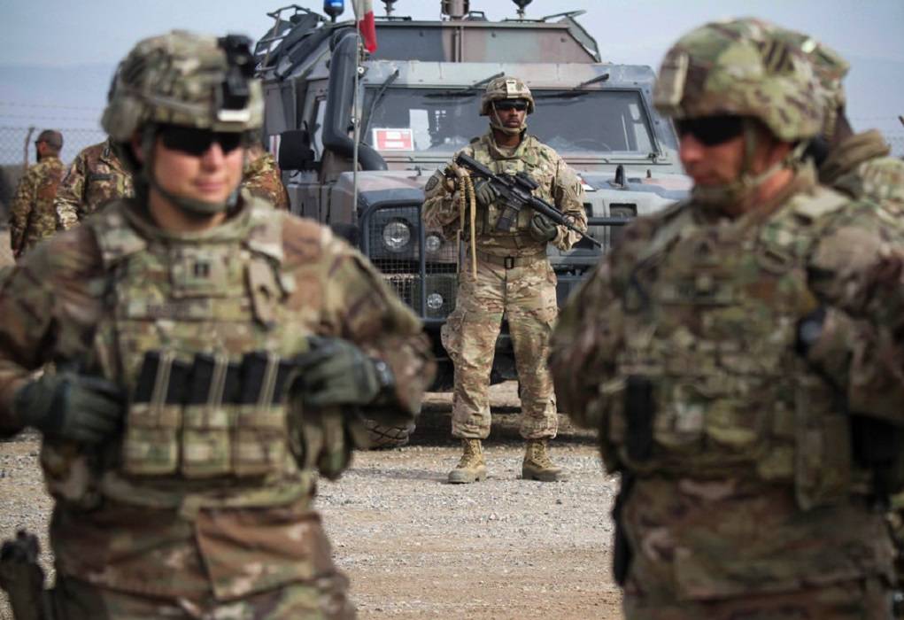 ΗΠΑ: “Ο αμερικανικός στρατός θα παραμείνει στο Αφγανιστάν”