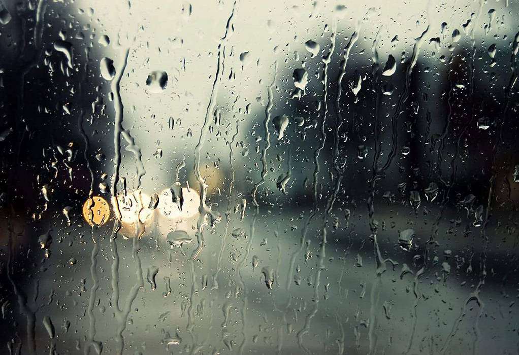 Βροχές και καταιγίδες από το απόγευμα – Πού θα είναι έντονα τα φαινόμενα (VIDEO)