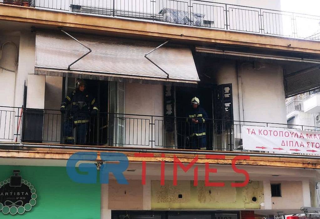Θεσ/νίκη: Φωτιά σε διαμέρισμα- Εκκενώθηκε πολυκατοικία (ΦΩΤΟ-ΒΙΝΤΕΟ)