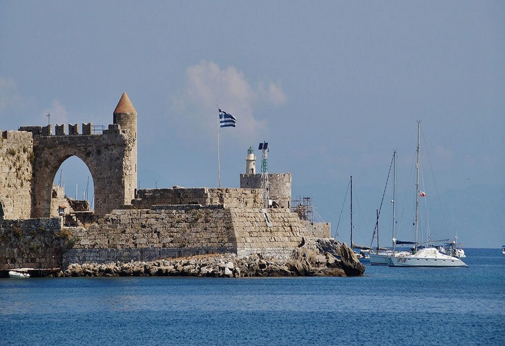 Ξεπέρασε κάθε προσδοκία η τουριστική κίνηση στα νησιά του Νοτίου Αιγαίου