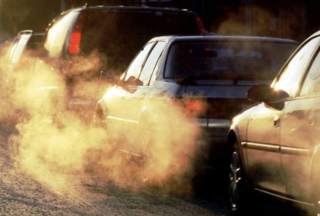 ΕΕ: «Όχι» των πολιτών στα αυτοκίνητα που εκπέμπουν βλαβερά αέρια