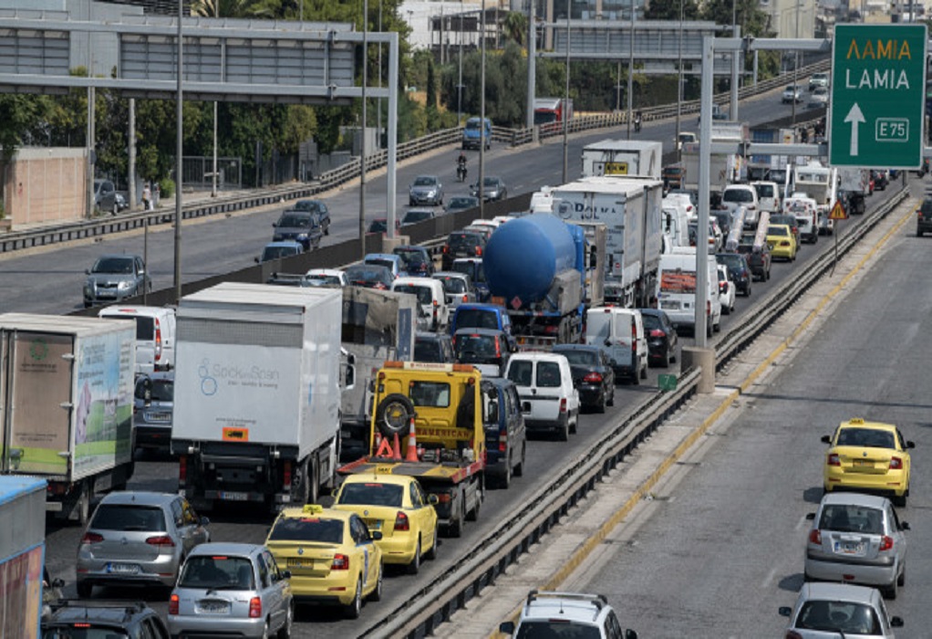 Αθήνα: Μποτιλιάρισμα στον Κηφισό λόγω τροχαίου – Ακινητοποιημένα τα οχήματα (ΧΑΡΤΗΣ)