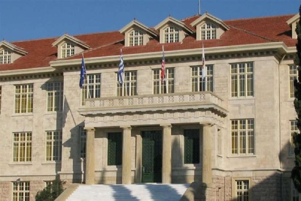 Κλείνει ξανά το Κολλέγιο Αθηνών λόγω κρούσματος κοροναϊού