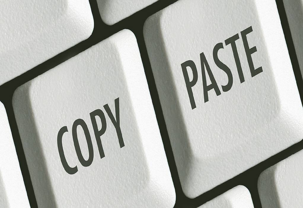 Πέθανε ο εφευρέτης του «copy-paste»