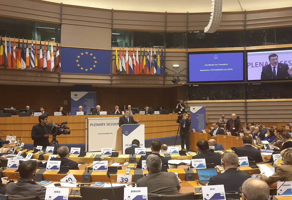 Τζιτζικώστας: Δια βοής πρόεδρος των Περιφερειών της ΕΕ