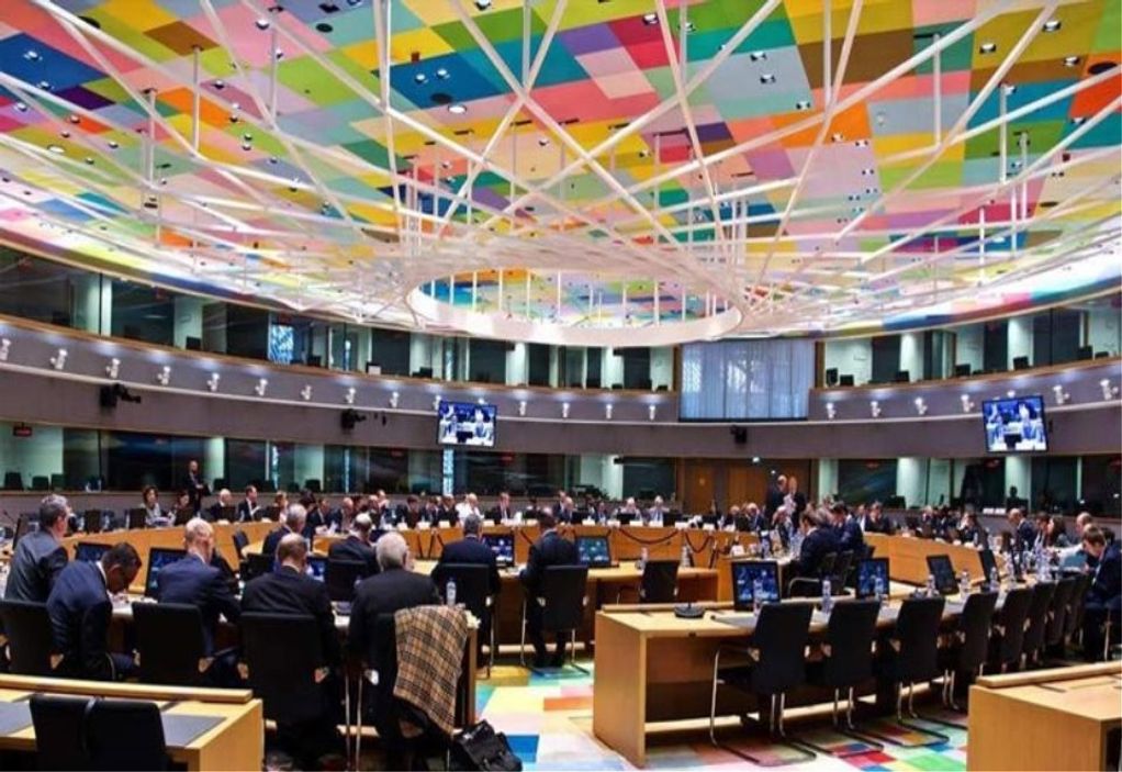 Eurogroup: «Λευκός καπνός» για την ελάφρυνση του δημοσίου χρέους της Ελλάδας – «Απόφαση ορόσημο», λέει ο Χρ. Σταϊκούρας