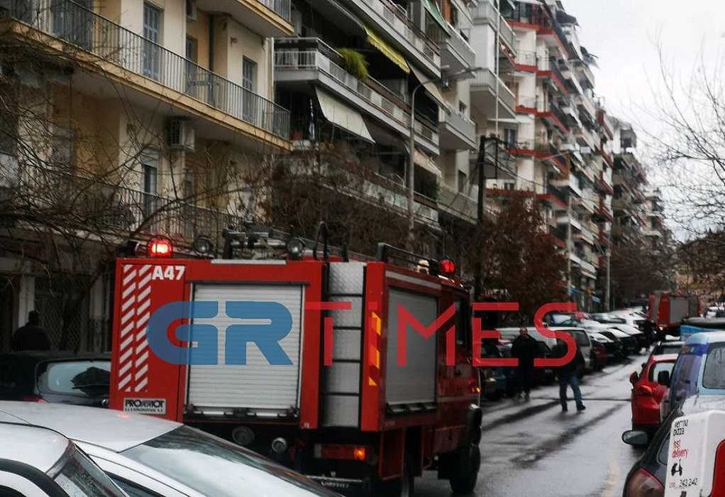 Θεσσαλονίκη: Φωτιά σε διαμέρισμα 6ου ορόφου