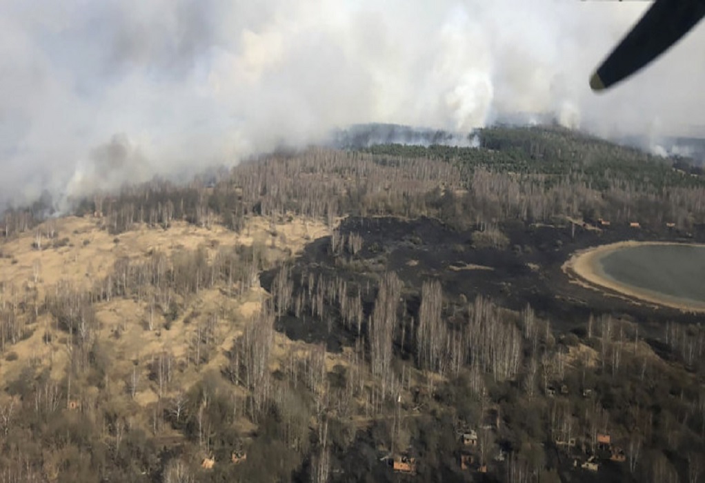 Ουκρανία: Αύξηση ραδιενέργειας από δασική φωτιά κοντά στο Τσερνόμπιλ