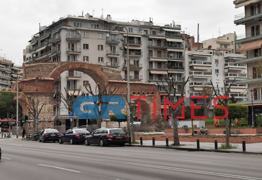 Κορωνοϊός: “Χειρόφρενο” σε 1.600 ταξί στη Θεσσαλονίκη