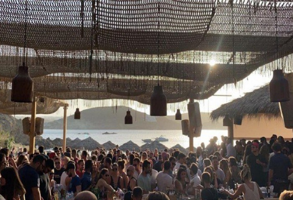 Λουκέτο και πρόστιμο σε beach bar στη Μυτιλήνη