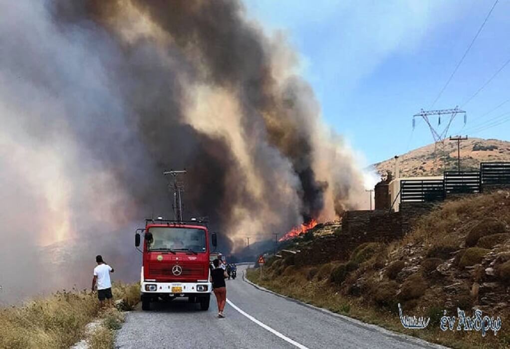 Φωτιά στην Άνδρο – Προληπτική εκκένωση οικισμού