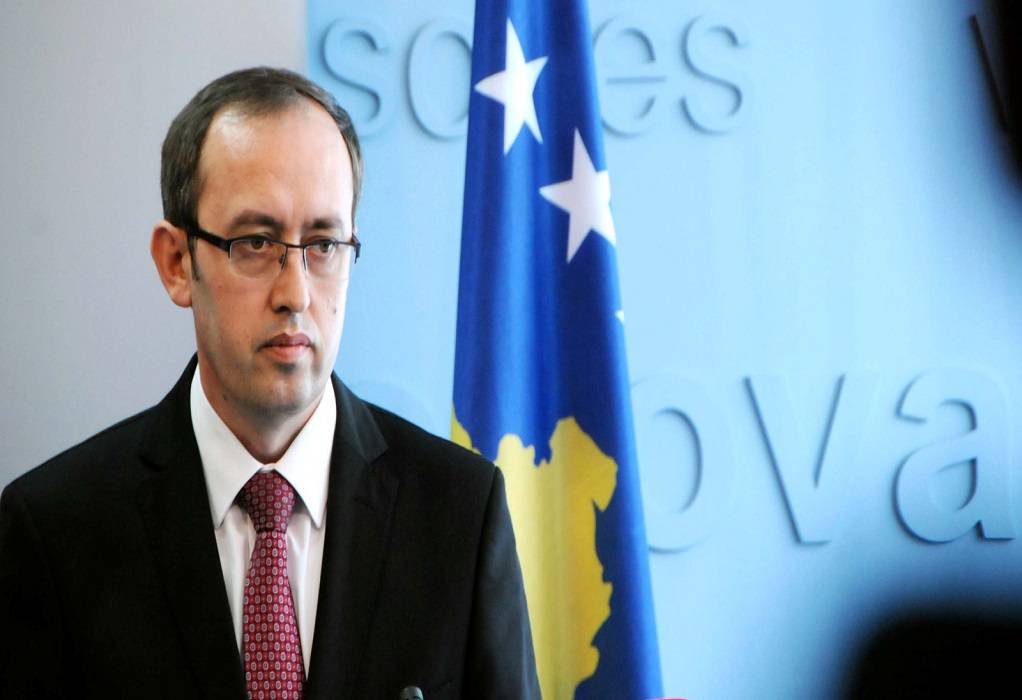Κόσοβο: Προσβλήθηκε από τον κορωνοϊό ο πρωθυπουργός