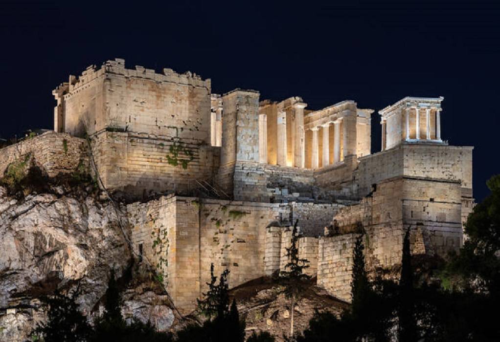 Ενεργειακή κρίση: Έρχεται η συσκότιση και στην Ελλάδα – Αρχή από μνημεία και δρόμους