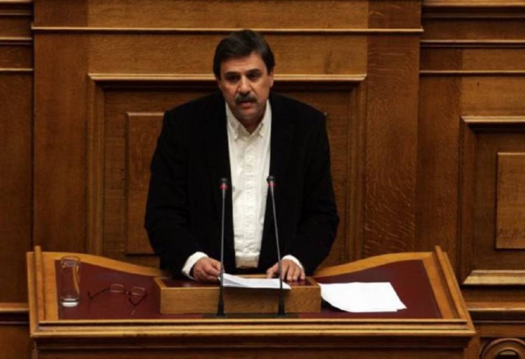 Ξανθός: «Συντονισμένη επιχείρηση διασποράς ανυπόστατων σεναρίων τα περί διαφωνιών στον ΣΥΡΙΖΑ για τις ΜΕΘ»