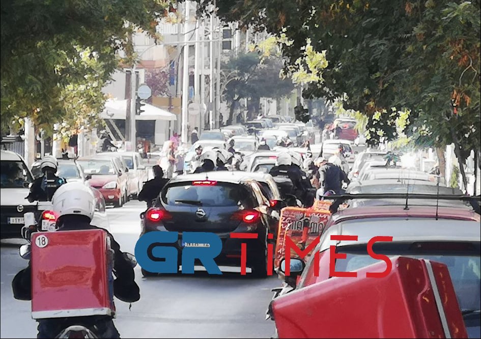 Θεσσαλονίκη: Μοτοπορεία από αναρχικούς για τις καταλήψεις