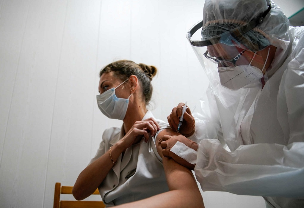 Γαλλία: Πρόσβαση στον εμβολιασμό για όλο τον ενήλικο πληθυσμό