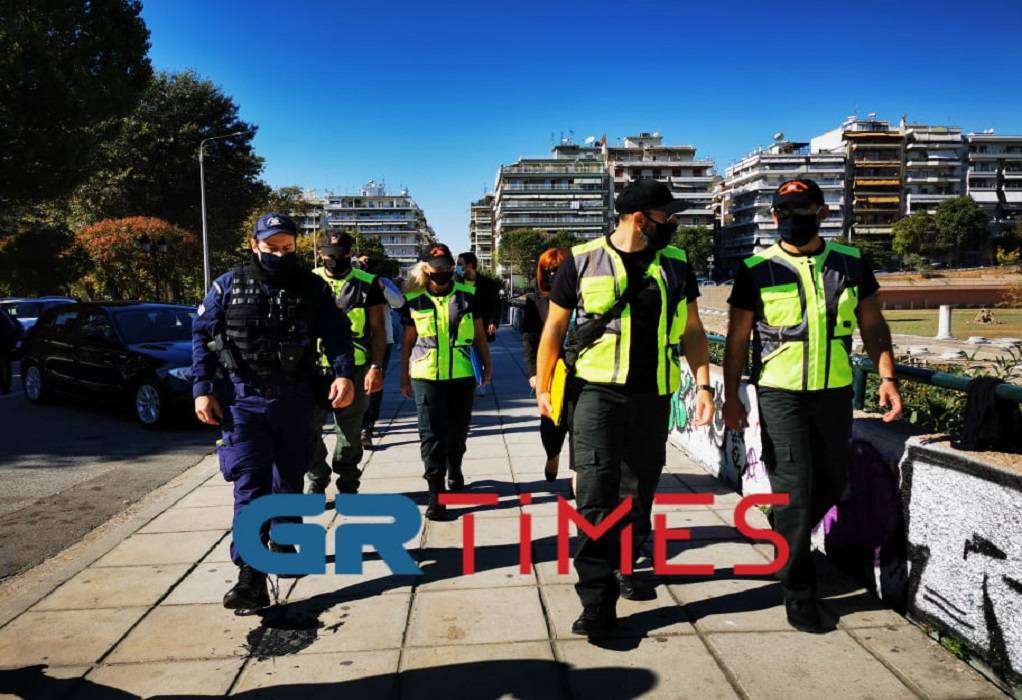 Επιχείρηση “πλατείες”: Έλεγχοι ΕΛ.ΑΣ και Δημοτικής Αστυνομίας στη Θεσσαλονίκη (ΦΩΤΟ+VIDEO)
