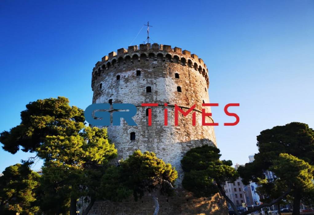 Θεσσαλονίκη: Συγκέντρωση για τα δάνεια των παλλινοστούντων στον Λευκό Πύργο