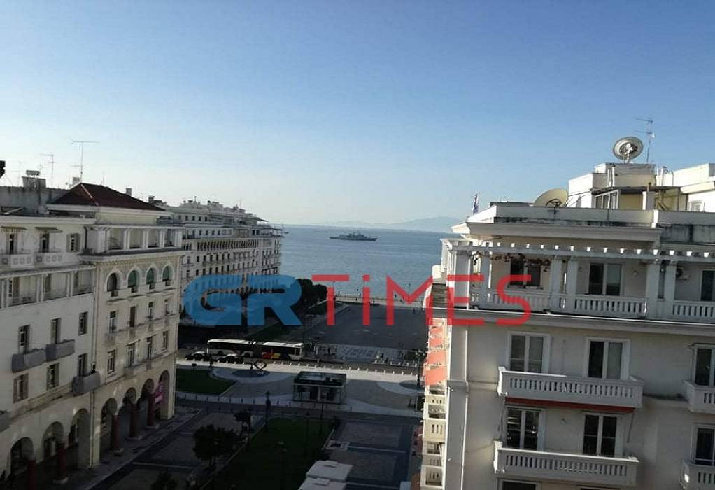 Θεσσαλονίκη: Πολεμικό πλοίο στον Θερμαϊκό