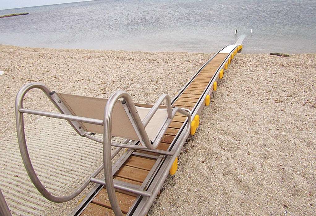 Ολοκληρωμένη πρόσβαση για ΑμεΑ σε παραλίες του Δήμου Αριστοτέλη