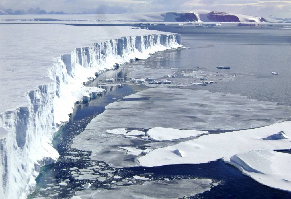 Βουλγαρία: Η πρώτη ομάδα ερευνητών αναχωρεί για να προετοιμάσει βάση στην Ανταρκτική