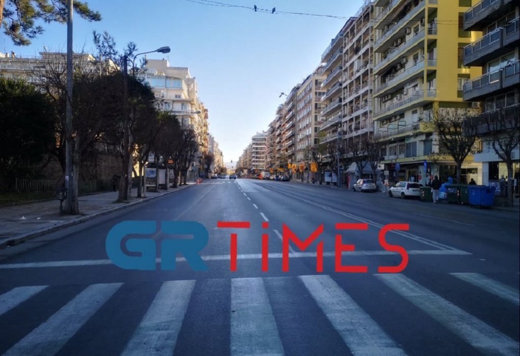 Η πρώτη βόλτα του 2021 στην άδεια Θεσσαλονίκη (ΦΩΤΟ-VIDEO)