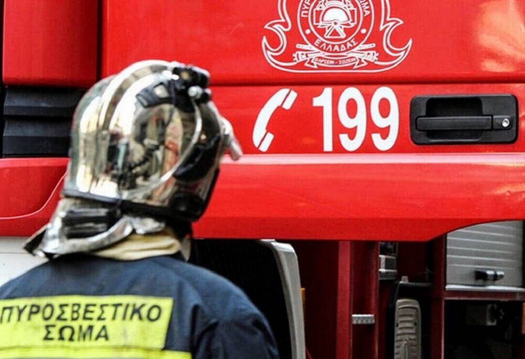 Δυτ. Θεσσαλονίκη: Συναγερμός στην Πυροσβεστική- Φωτιά σε αποθήκη ανταλλακτικών