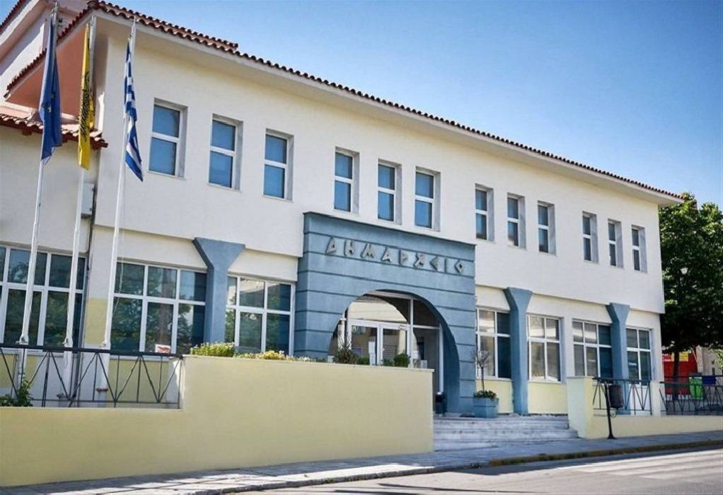 Δήμος Ωραιοκάστρου: Απεβίωσε δημοτική υπάλληλος-Μεσίστιες οι σημαίες στο δημαρχείο