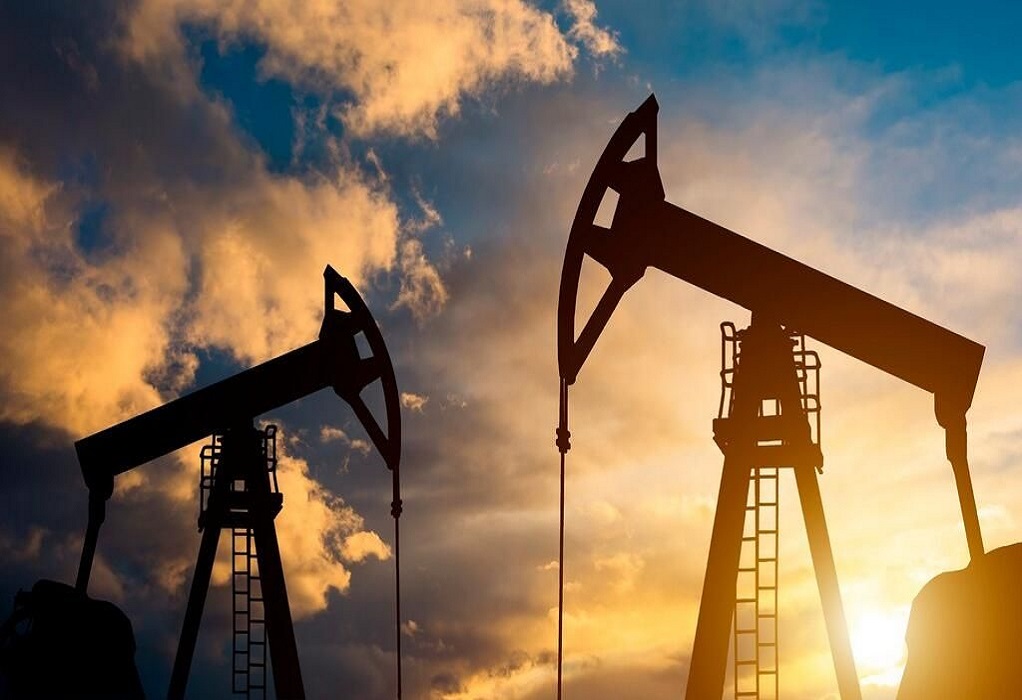 Κορωνοϊός-Πετρέλαιο: Υποχωρεί κατά 5% η τιμή του λόγω παραλλαγής Όμικρον