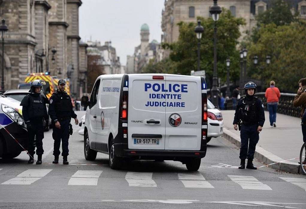 Παρίσι: Δύο νεκροί από πυρά αστυνομικών σε αυτοκίνητο που κινήθηκε κατά πάνω τους