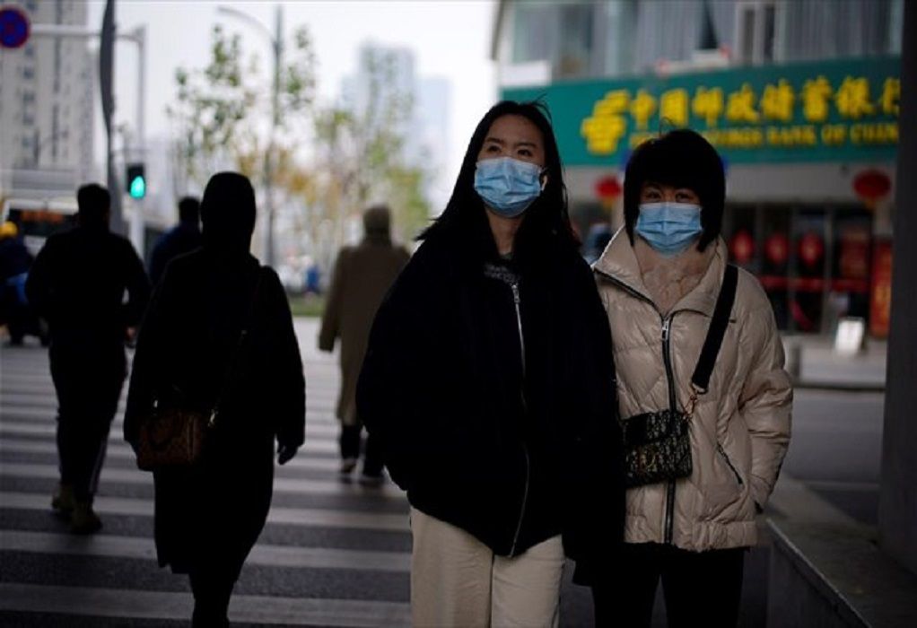 ΕΟΔΥ: Αρνητικό τεστ, σύσταση για χρήση μάσκας & εμβολιασμό για τους ταξιδιώτες από Κίνα