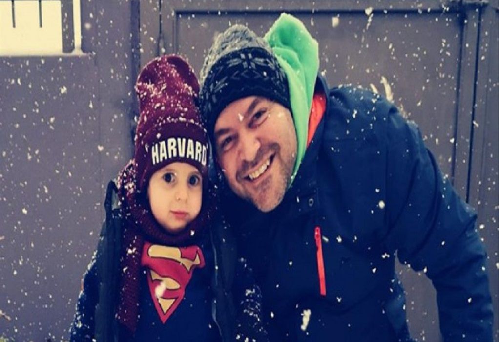 Ο μικρός Παναγιώτης Ραφαήλ περπάτησε στο χιόνι! (ΦΩΤΟ)