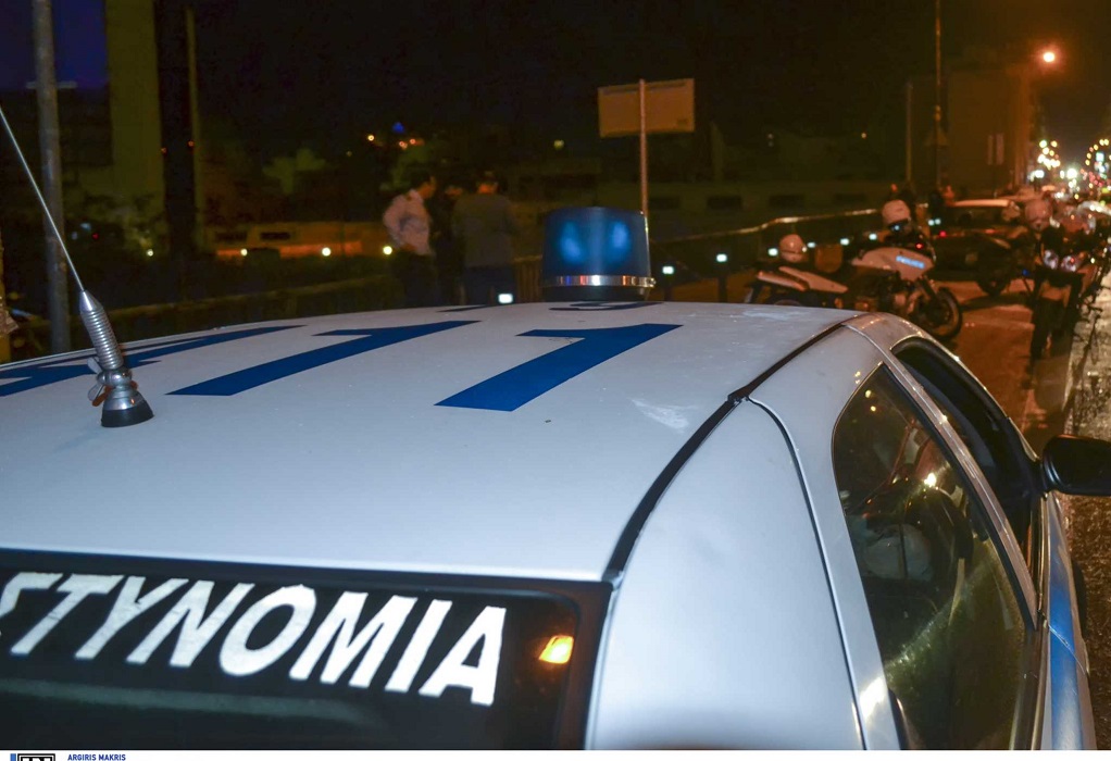 Θεσσαλονίκη: Ανατροπή οχήματος στην Άνω Πόλη
